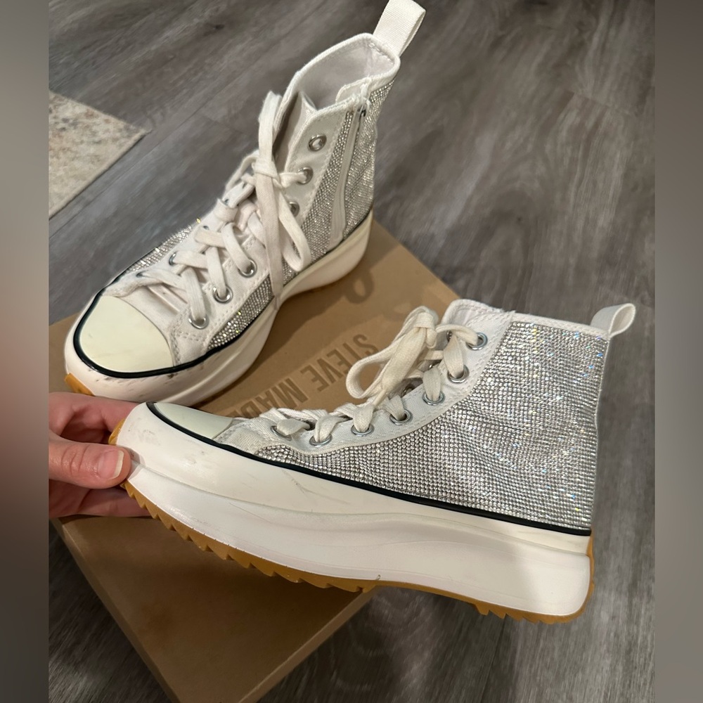 Steve Madden Sneakers size 7 1/2- 8